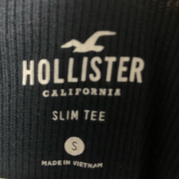 Hollister long sleeve shirt - Picture 2 of 2